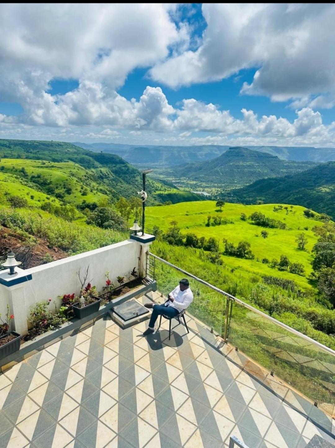 Patilwada Villa Satara Eksteriør bilde